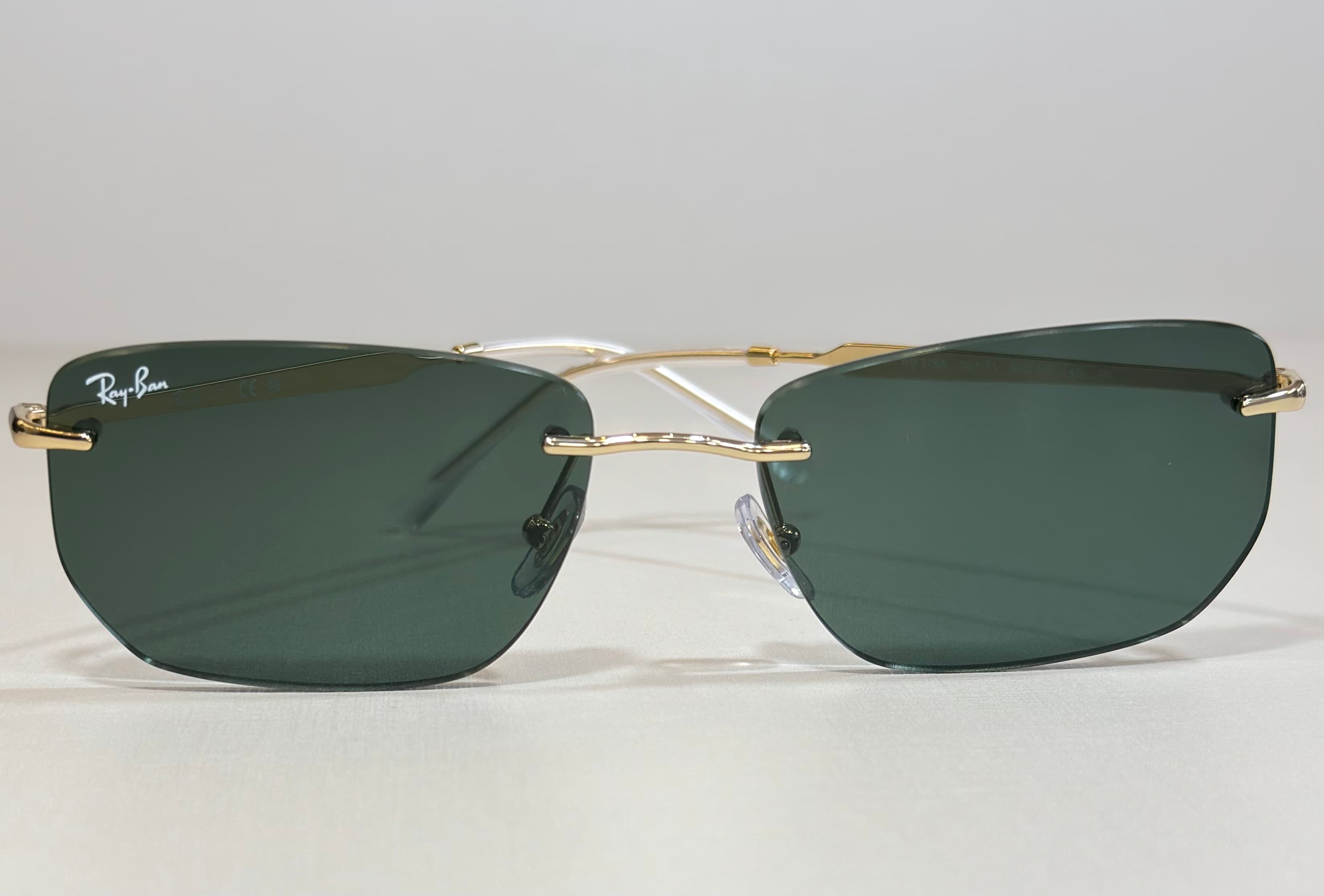 RB3768 · Ray-Ban